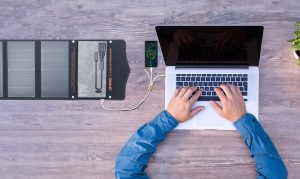 Yard Force Portable Power Station laptop Introducing the award-winning Solar Power Bank from Yard Force